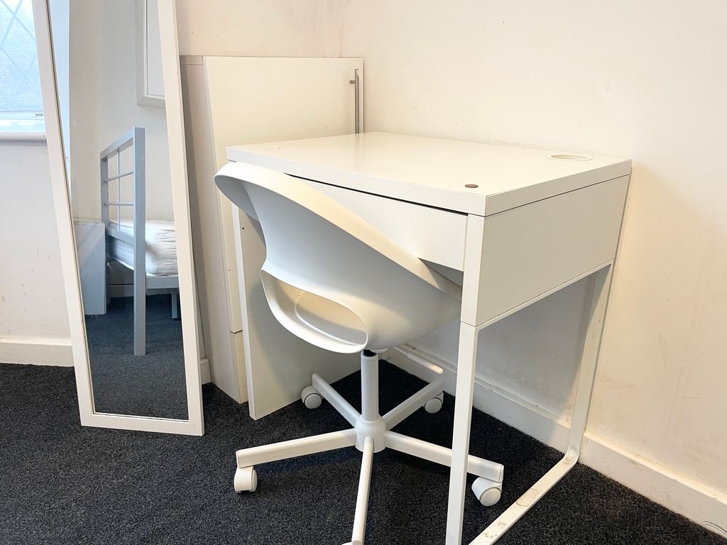 Property photo 2 of 4