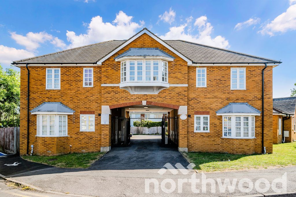 Property photo 1 of 11