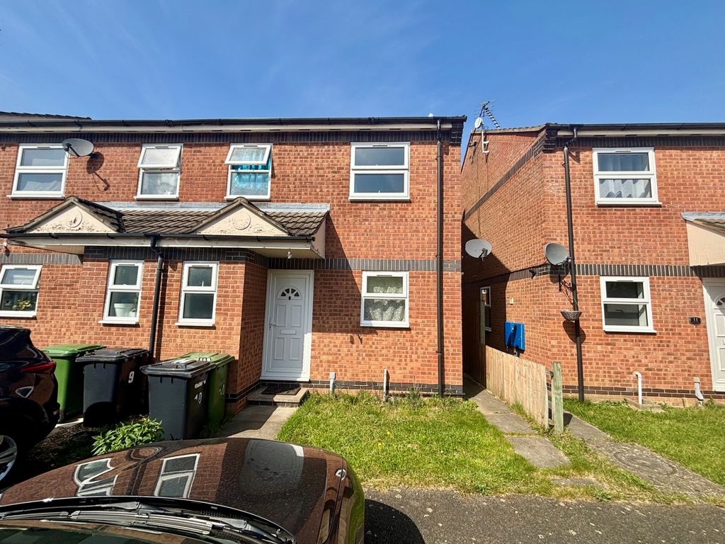 Property photo 1 of 12 Front