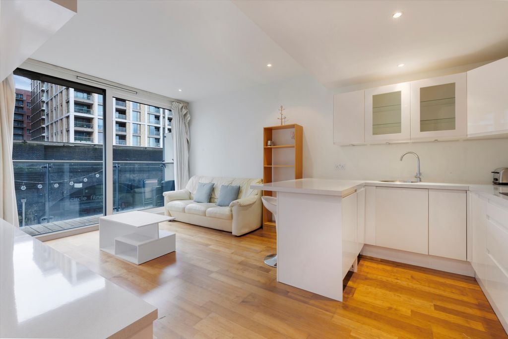 Property photo 2 of 12 Image