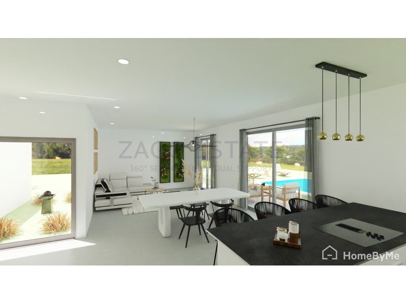 Property photo 3 of 4