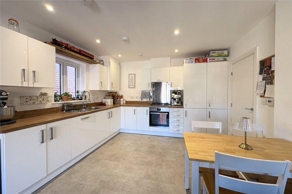 Property photo 3 of 9 Picture No. 02