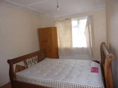 Property photo 3 of 4