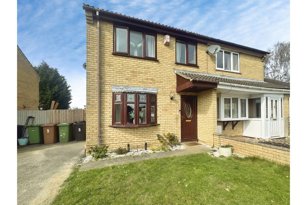 Property photo 1 of 16