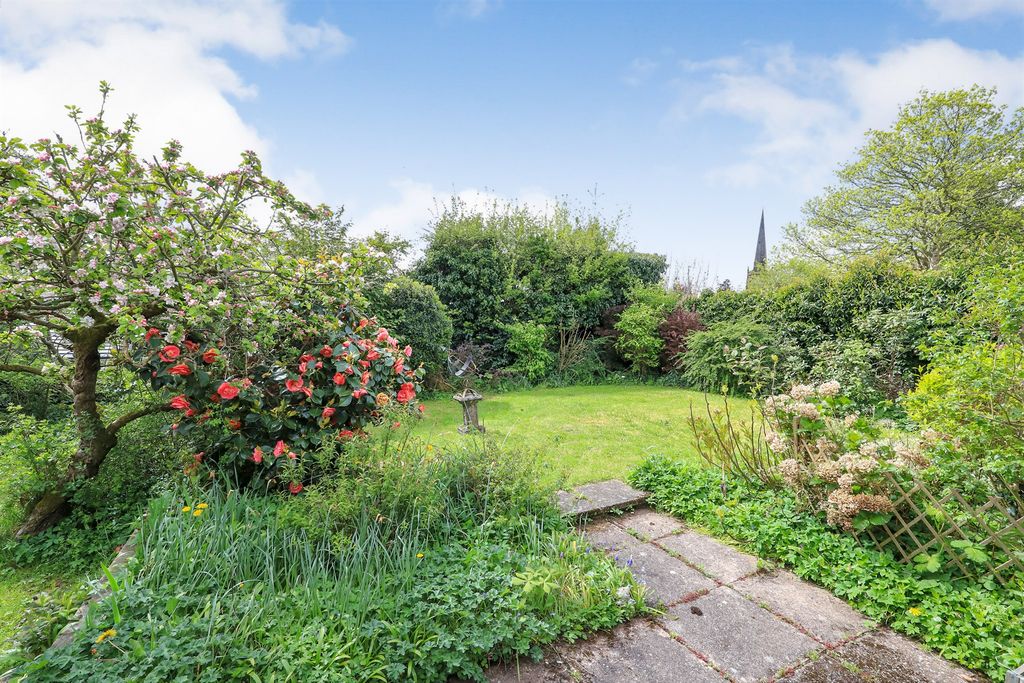 Property photo 3 of 15