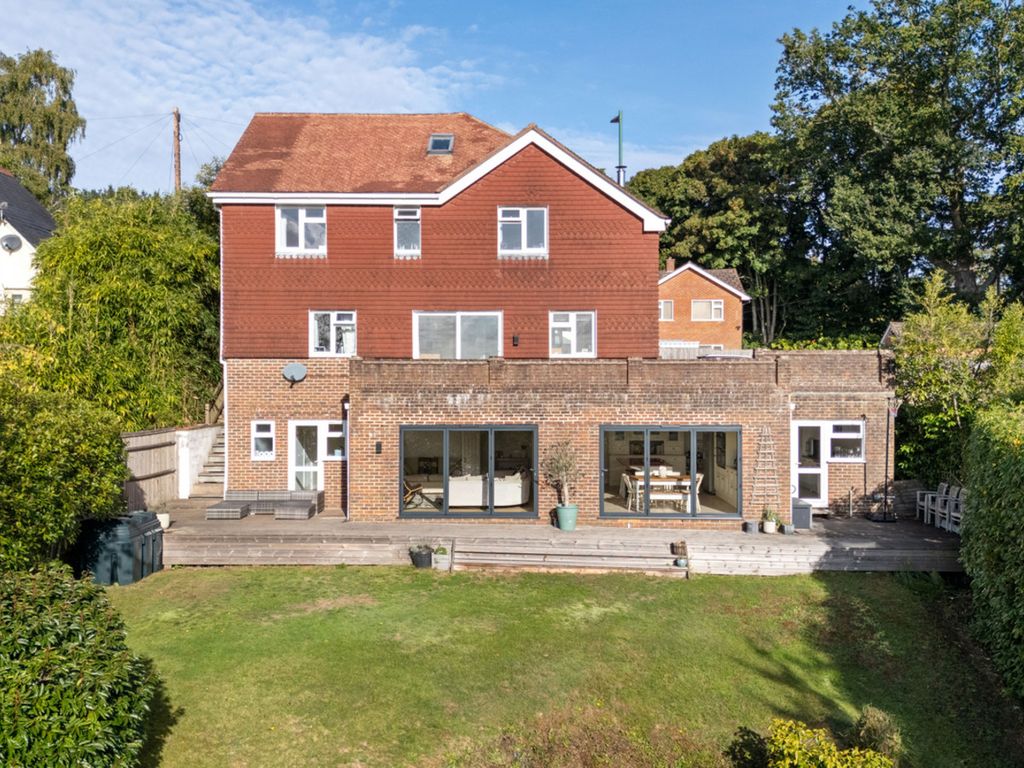 Property photo 1 of 24