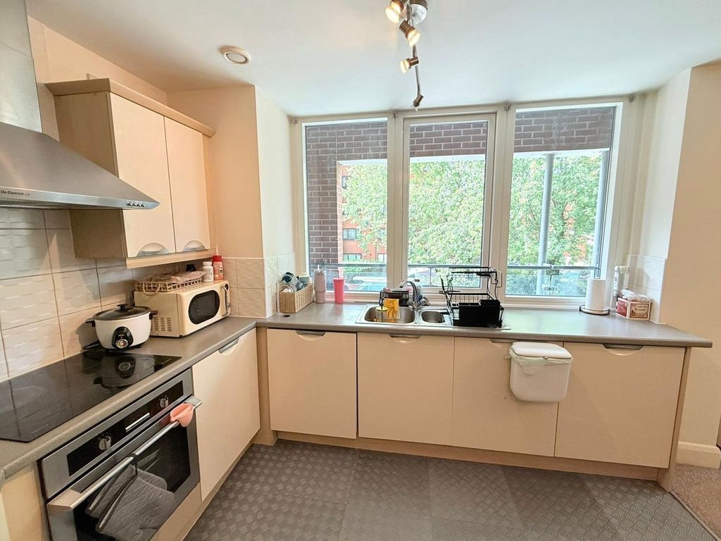 Property photo 2 of 11 Picture No. 23