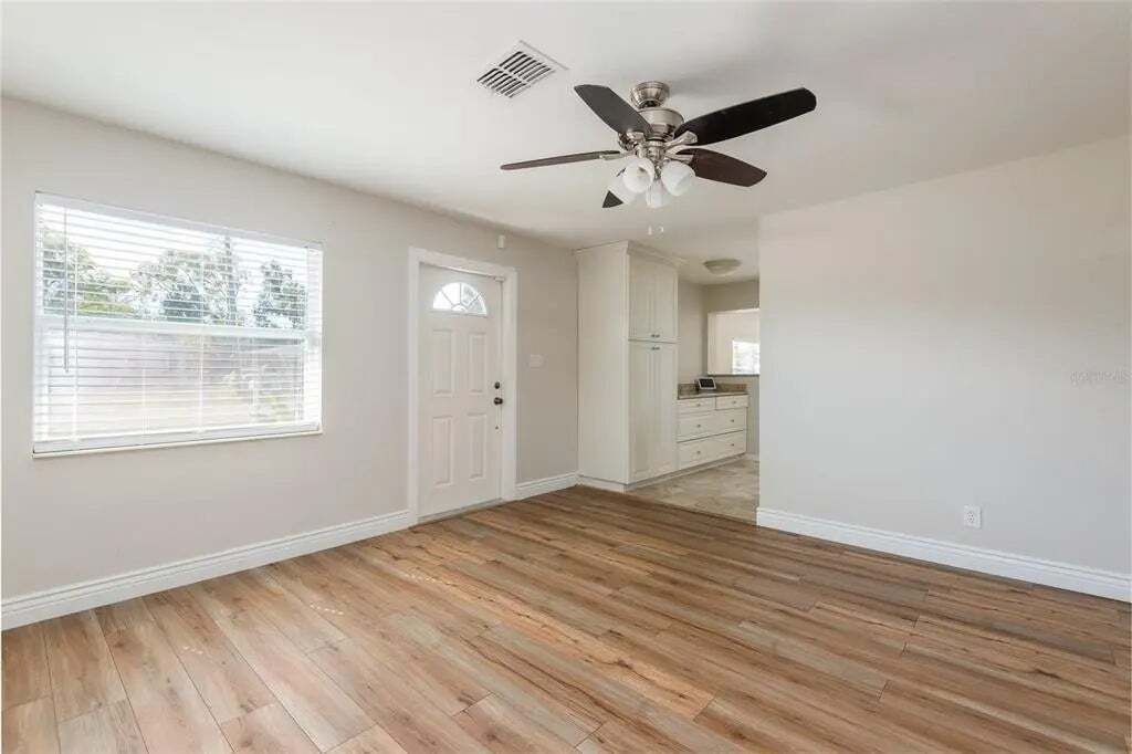 Property photo 2 of 20 <Alttext/>