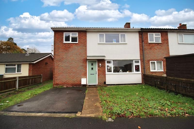 Property photo 1 of 12 Front External