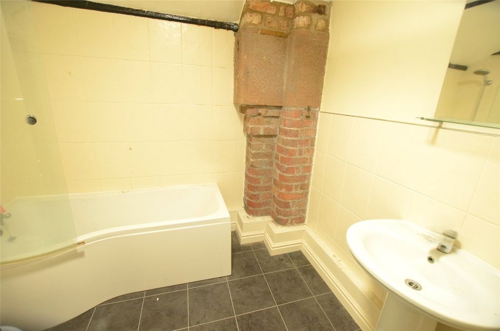 Property photo 3 of 3 Picture No. 13