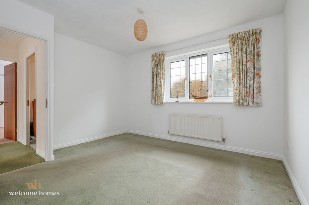 Property photo 3 of 20