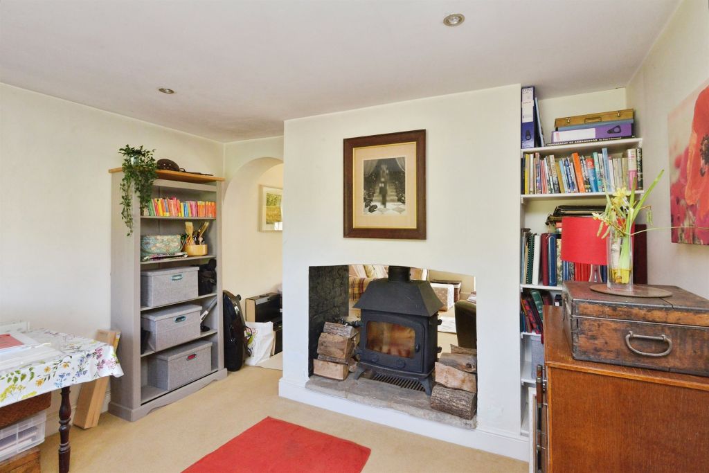 Property photo 3 of 18