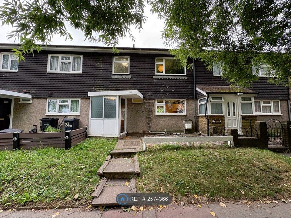 Property photo 1 of 17 Front