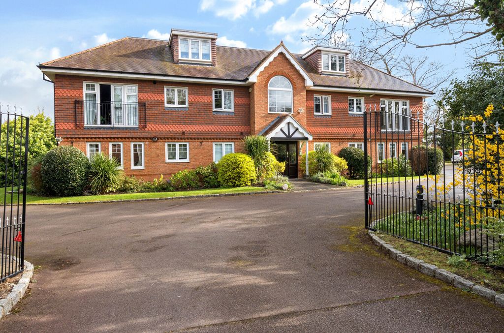 Property photo 1 of 15 1435562-4-69c3Aae...