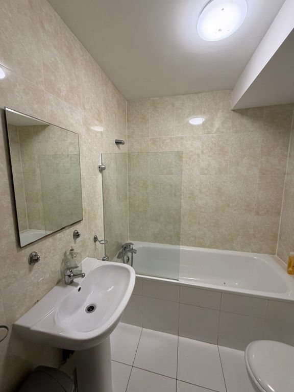 Property photo 3 of 6 Gallery