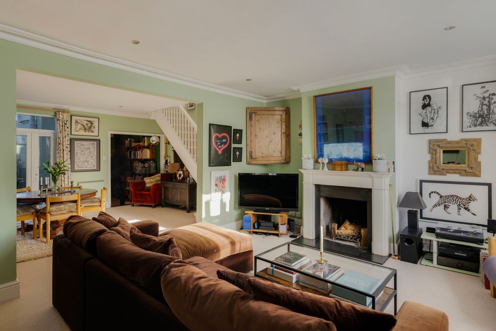 Property photo 1 of 30 Photo 1