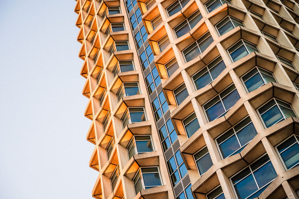 Property photo 2 of 52