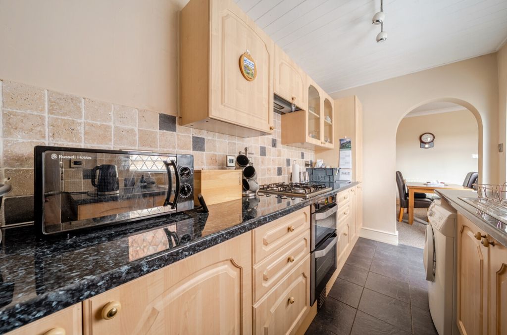 Property photo 3 of 24 1480633-7-6A31730807Acc