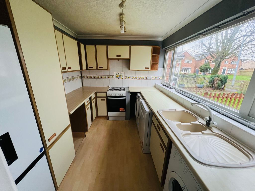 Property photo 2 of 13 Kitchen