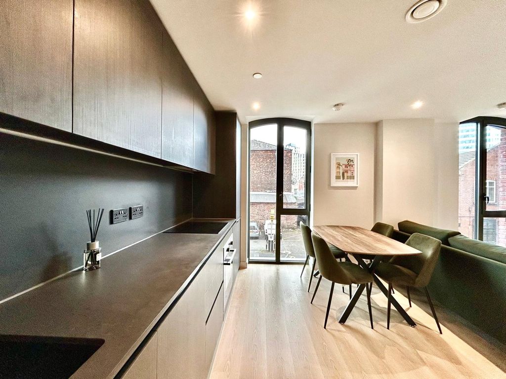 Property photo 3 of 19 Picture No. 02