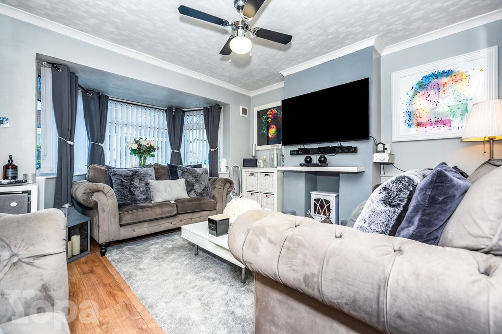 Property photo 2 of 17 Photo #2