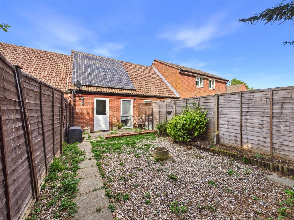 Property photo 2 of 10 Picture No. 03