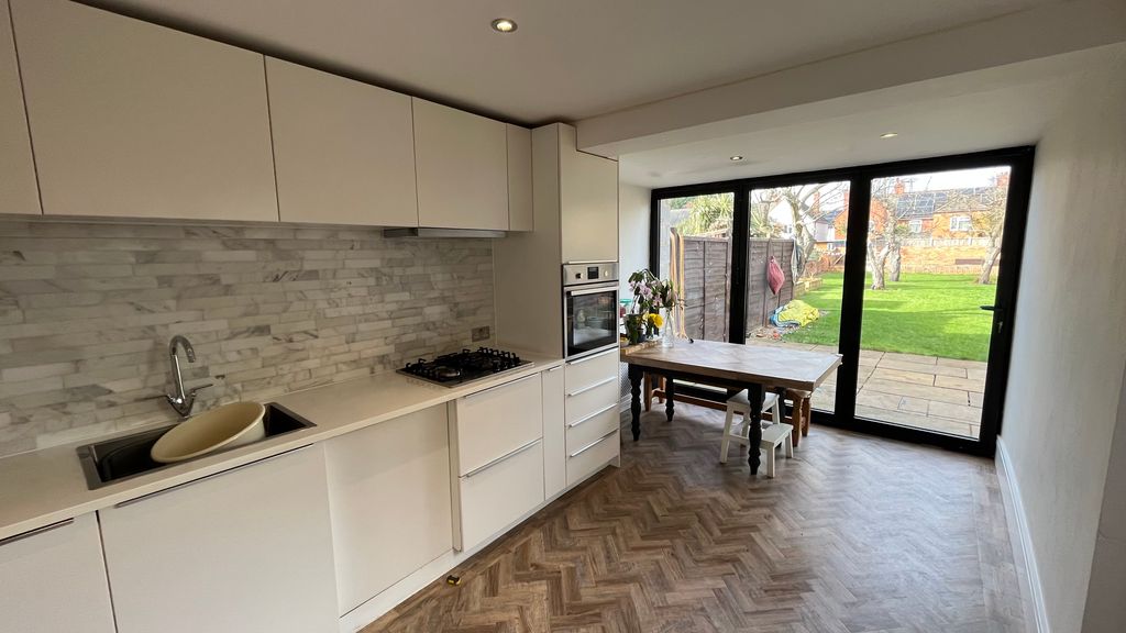 Property photo 2 of 13 Kitchen