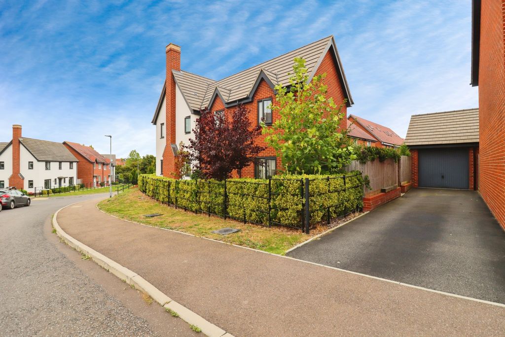 Property photo 1 of 23