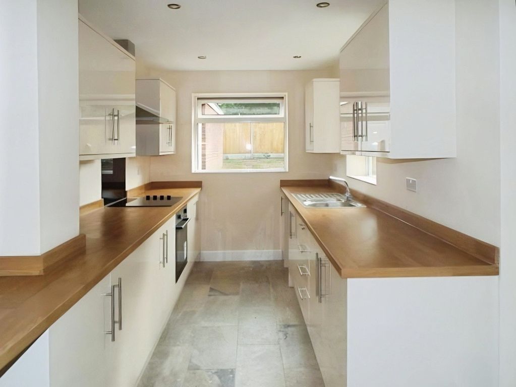 Property photo 2 of 12 4697232