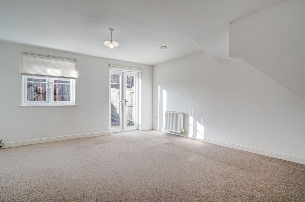 Property photo 2 of 9 Picture No. 02