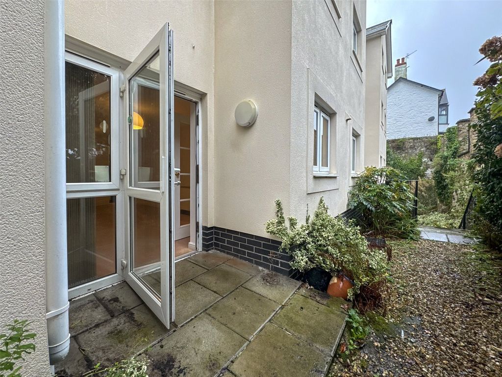Property photo 2 of 12 Picture No. 12