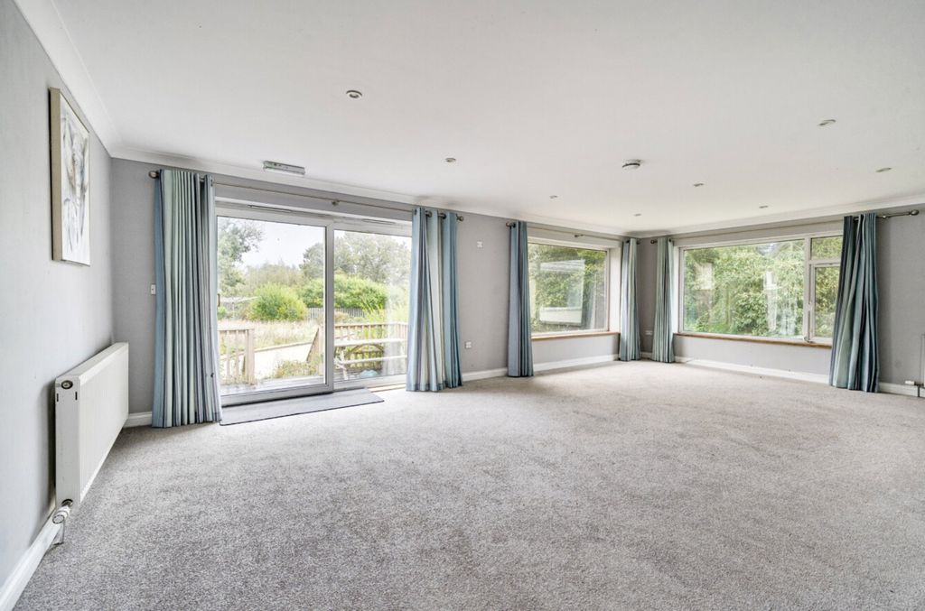 Property photo 2 of 22 Picture No. 09