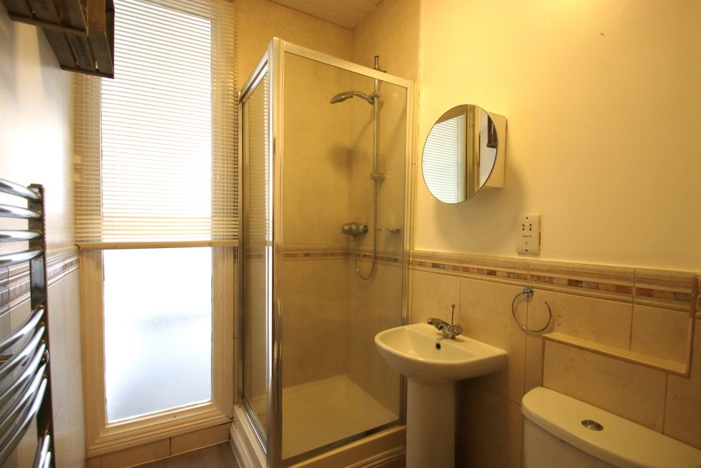 Property photo 3 of 7 Gallery