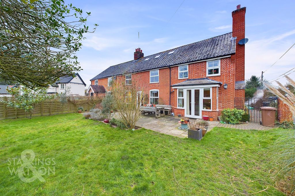Property photo 1 of 31
