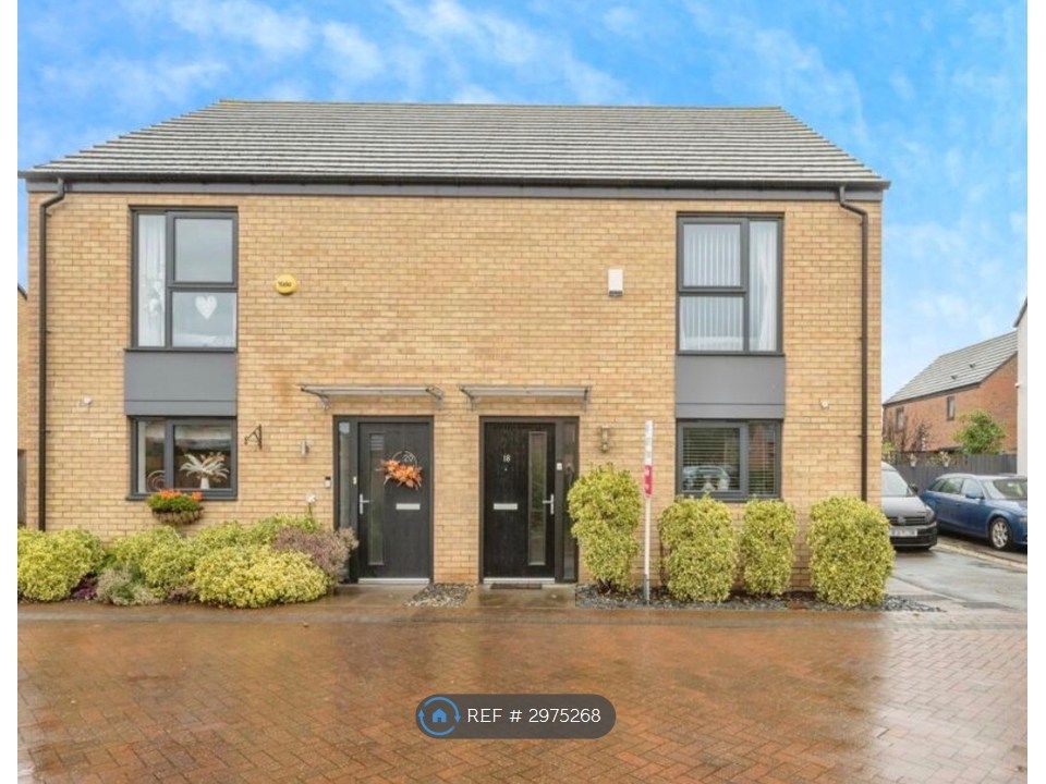 Property photo 2 of 11