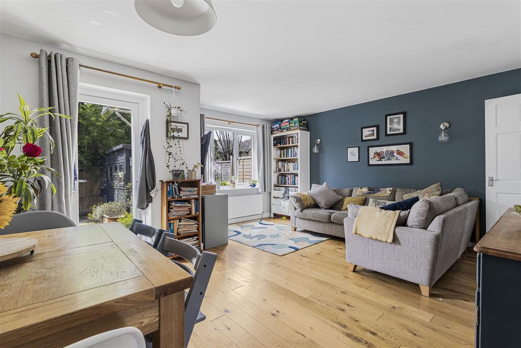 Property photo 2 of 17 2_55417.Jpg