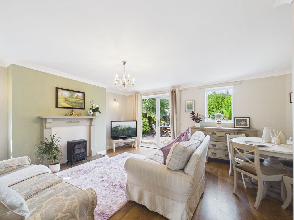 Property photo 2 of 37
