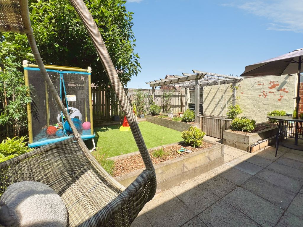 Property photo 2 of 36 Photo 23