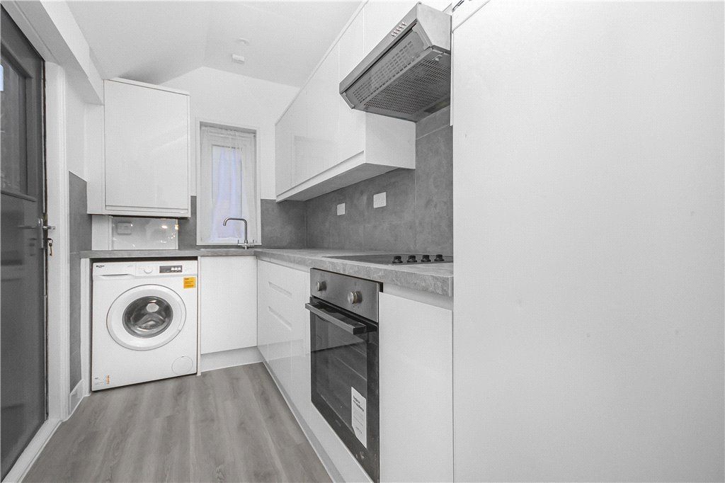 Property photo 1 of 20 Kitchen