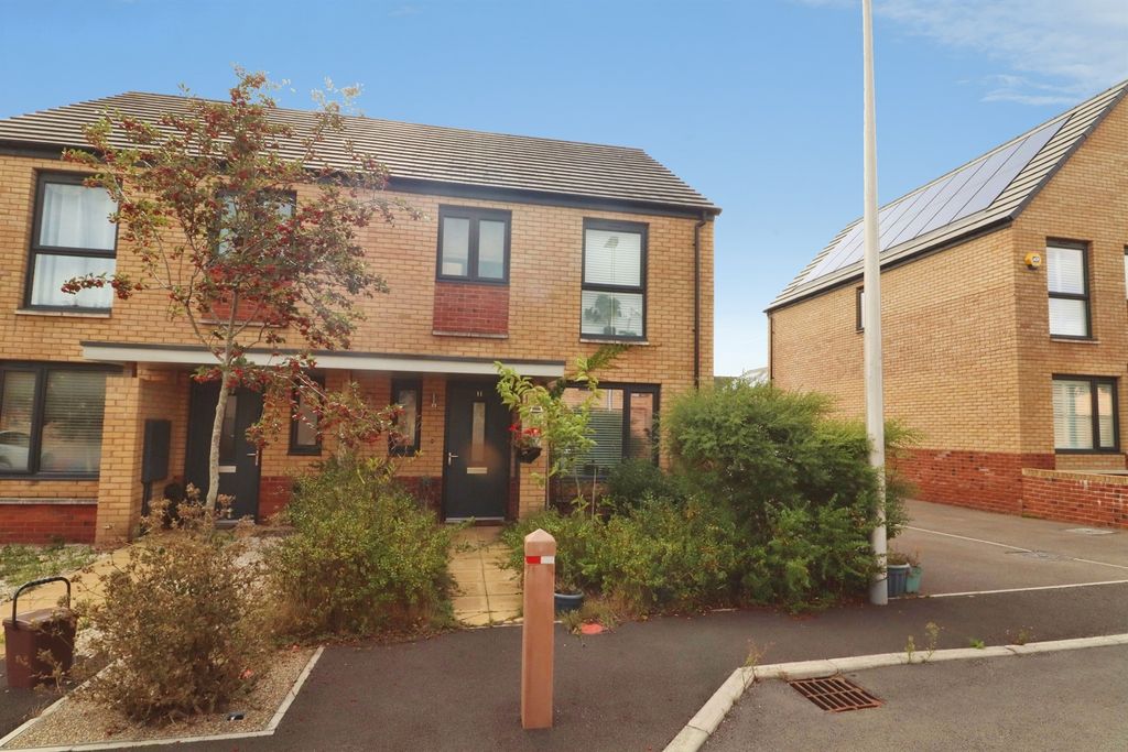 Property photo 1 of 20