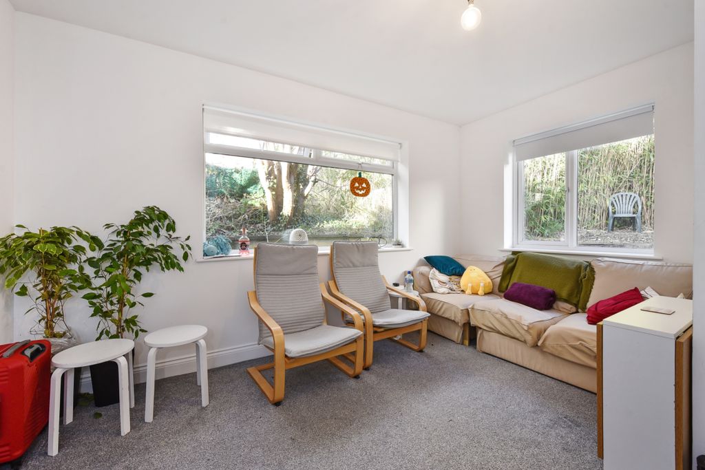 Property photo 2 of 19 Ph6_5628674