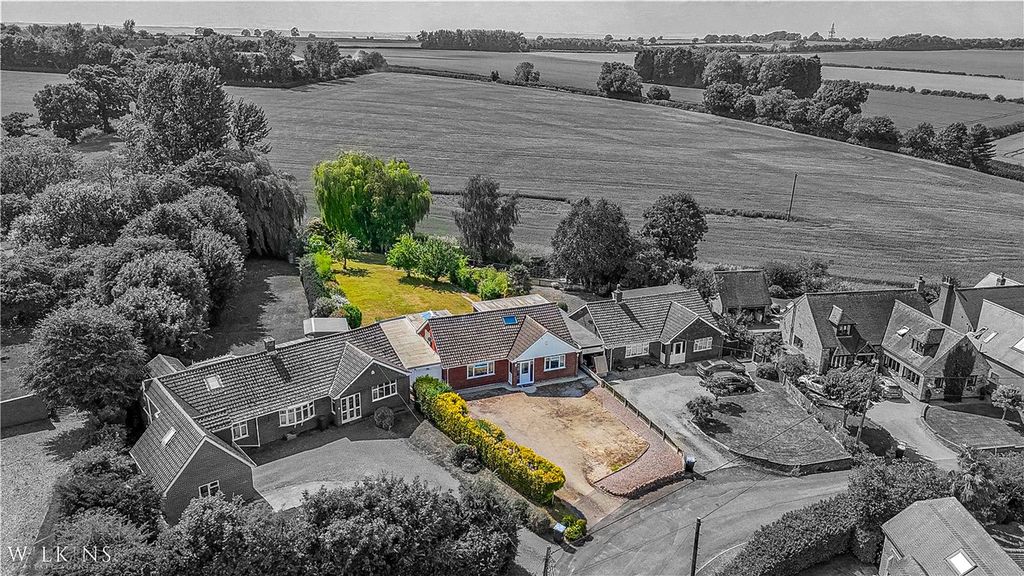 Property photo 1 of 34 Picture No. 38