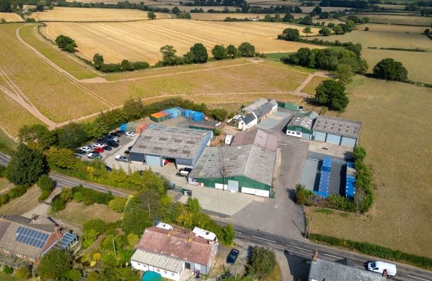 Property photo 1 of 7