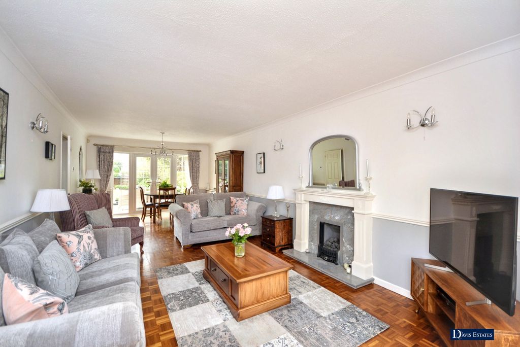 Property photo 2 of 19