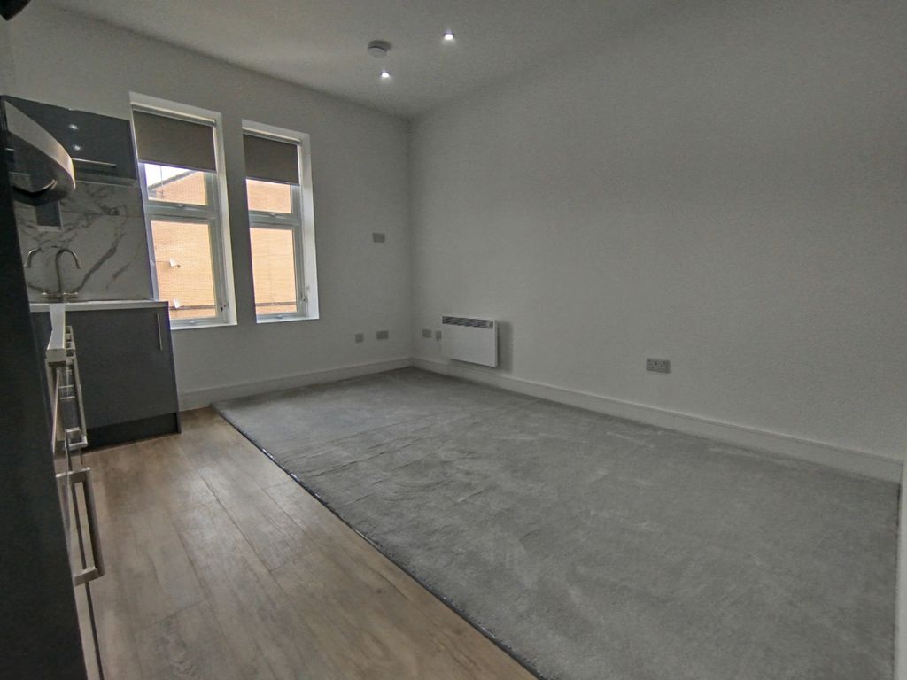Property photo 3 of 10 Gallery