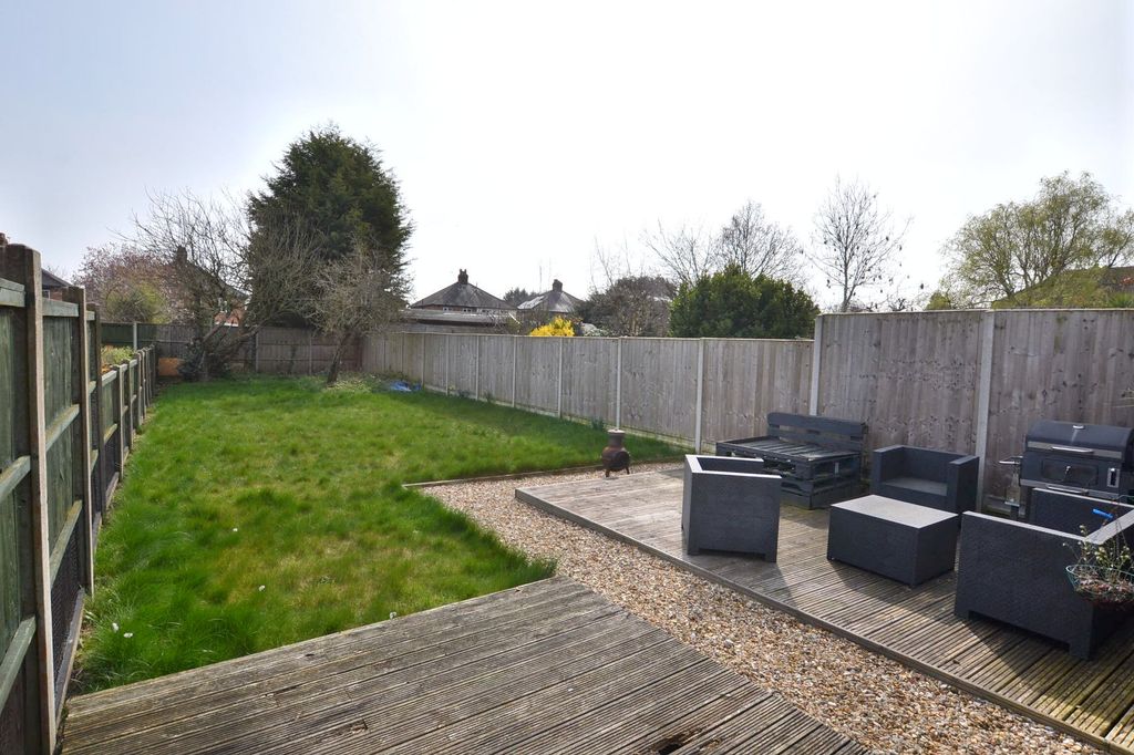 Property photo 3 of 24