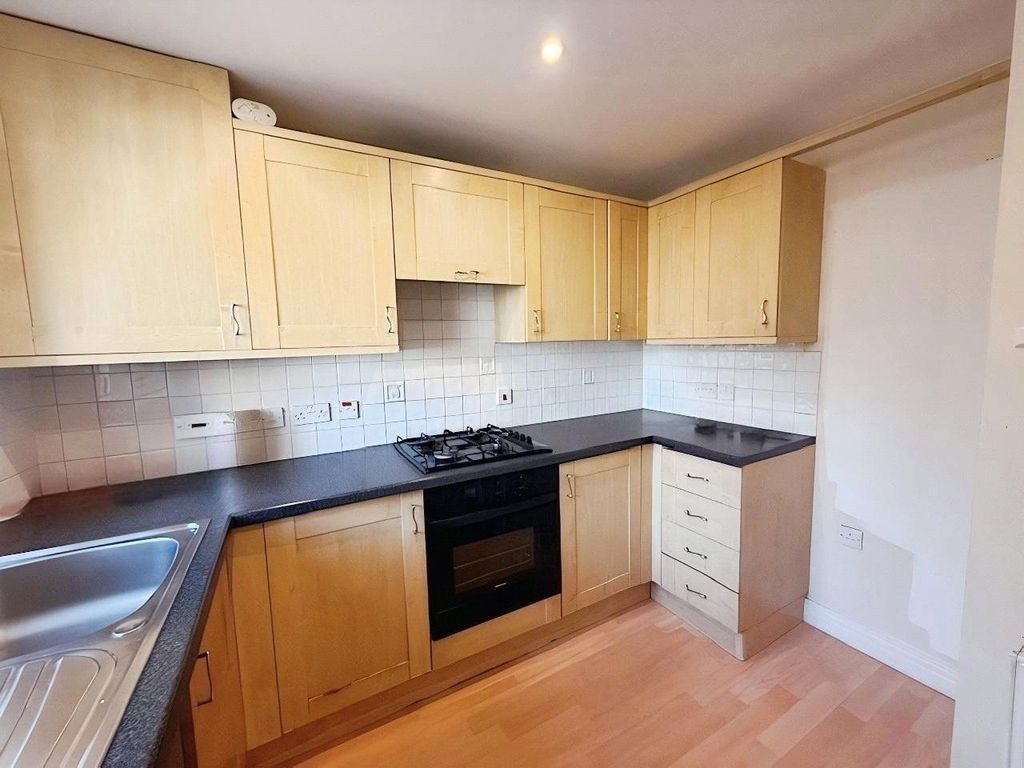 Property photo 2 of 13 Kitchen