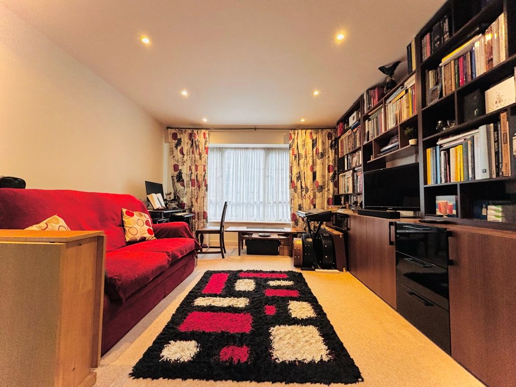 Property photo 2 of 6 Whatsapp Image 2025-10-28 At 14.55.48_E11d3c5F