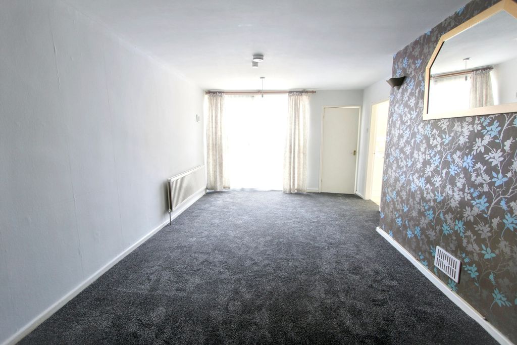 Property photo 3 of 12 Virtually Stage...