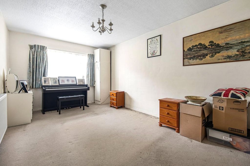 Property photo 3 of 19 Picture No. 14